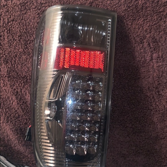 Ford Lights front and rear - Picture 4 of 5